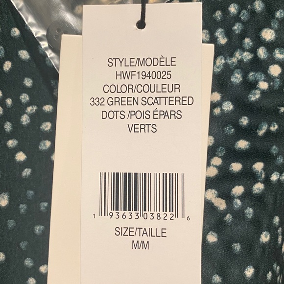 NWT- HALSTON BLACK WITH WHITE AND GREEN SCATTERED DOTS DRESS SIZE MEDIUM - Picture 4 of 5